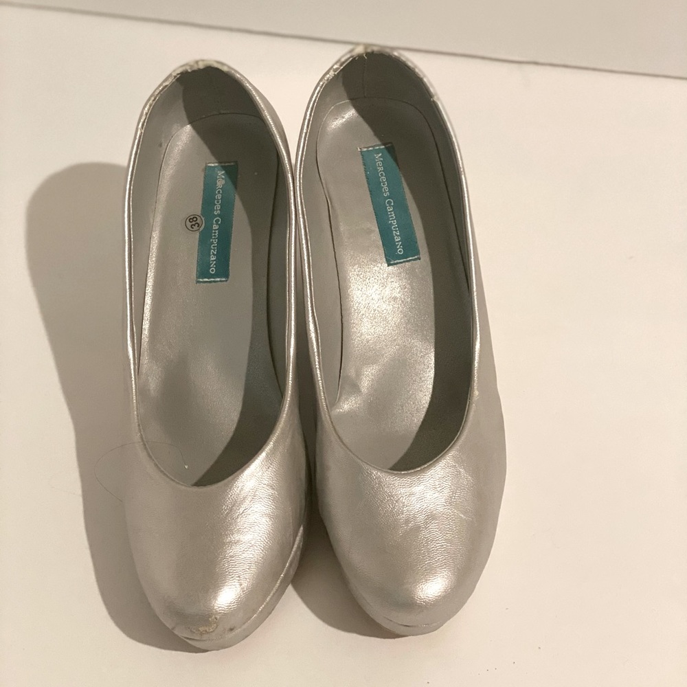 Mercedes Campuzano Silver Platforms